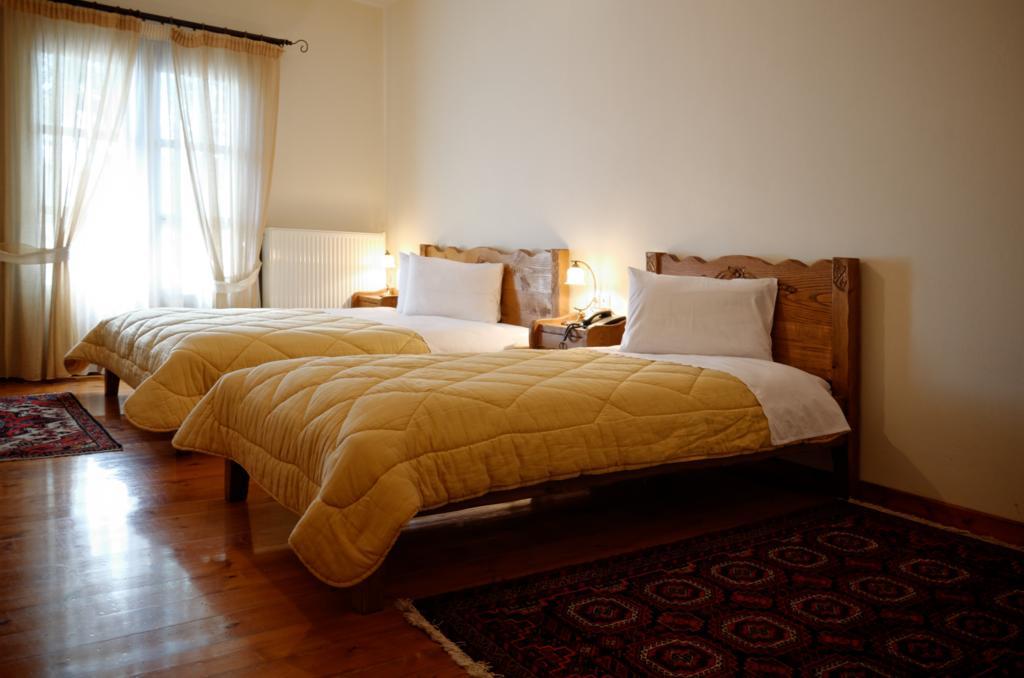 Petrini Gonia Aparthotel Livadherón Rum bild